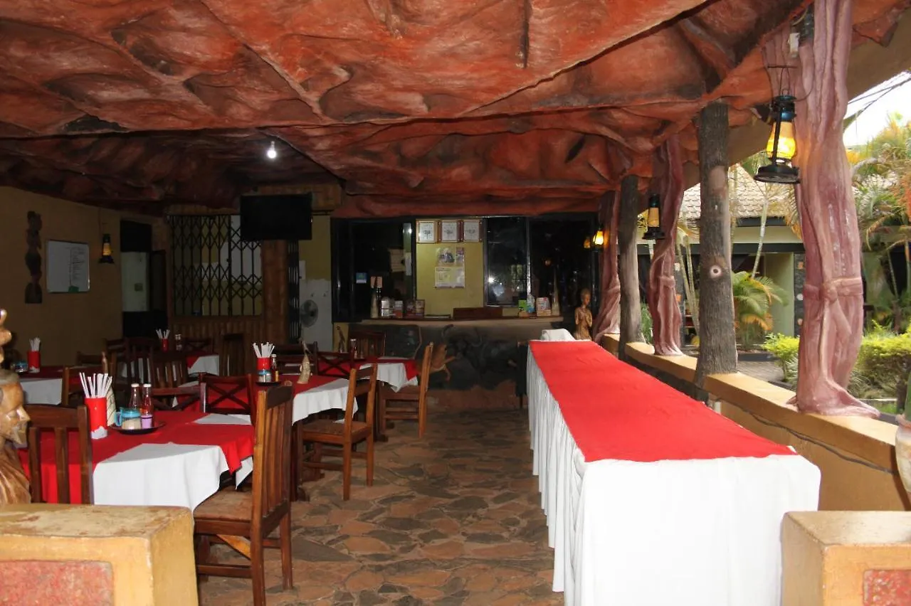 Chel And Vade Cottages Jinja
