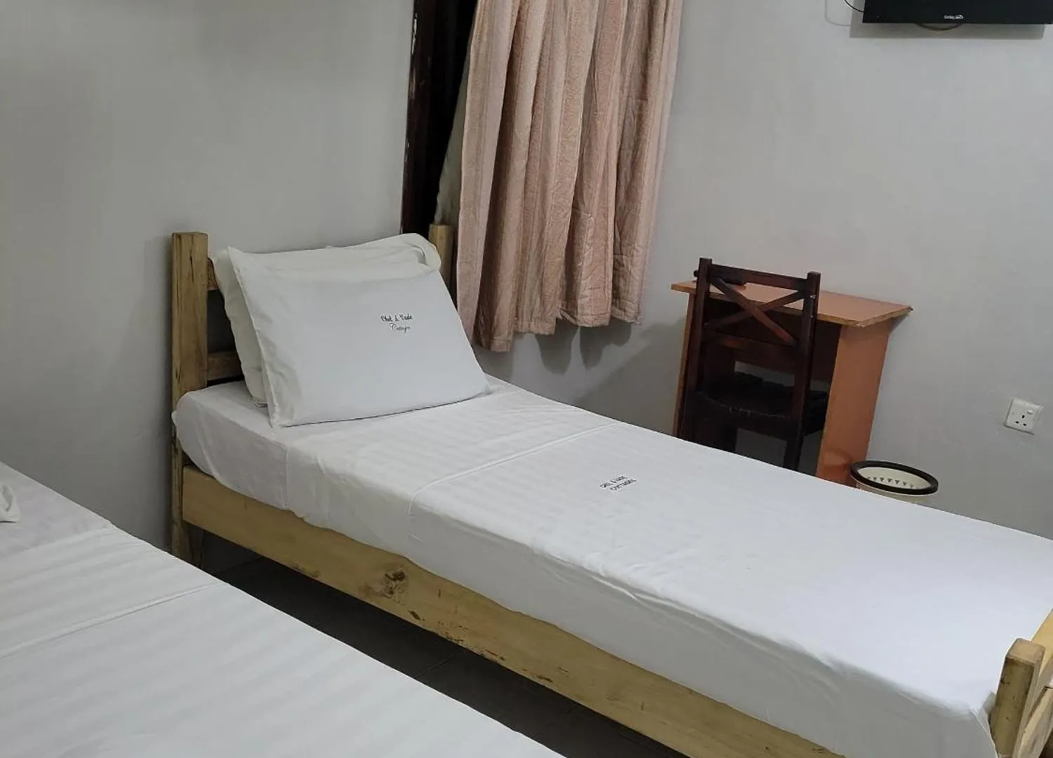 Chel And Vade Cottages Jinja Guest house